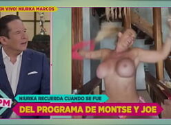 Se Le Salen Las Tetas - Película de sexo Se Le Salen Las Tetas