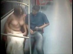 Lesbianas En El Metro - Vídeos Lesbianas En El Metro Porno