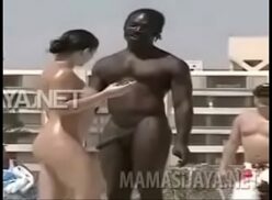 Videos de las playas nudistas