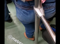 Culona En El Metro