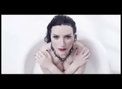 Laura Pausini Cfake