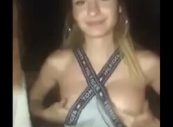 Live Nip Slip Porn