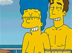 Marge Simpson Con Implantes