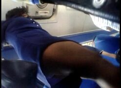 Upskirt En El Bus