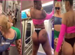 Cuatro jóvenes se suben al metro para bailar