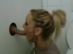 Blowjob toilette