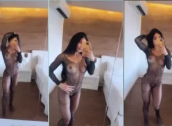 Ana barreto mostrando su coño con un conjunto transparente