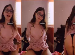 Beatriz Salvatore, delgadita, aparece en bragas con los pechos al descubierto en un vídeo privado