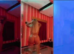 Vivi Fernandes dando un show sensual con sus bragas hundiéndose en su trasero