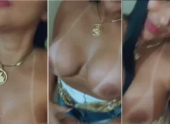 Fabi Duarte luciendo su cuerpo de manera sexy, luciendo sus hermosas tetas doradas