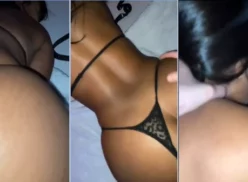 India traviesa dando un espectáculo en la cama con un chico blanco