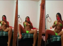 Vídeo privado de Jheni Lima mostrando su coño y todo su cuerpo, muy atrevida