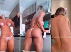 En la cocina con poca ropa, la bella fitness Vanessa Vailatti baila sensualmente