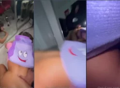 Vídeo Leaked de Emily Rinaudo disfrazada de Dora desnuda en OnlyFans