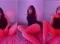 Leticia Yuni, una mujer sexy, luciendo y mostrando su hermosa intimidad