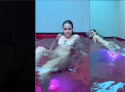 Nathalia Prado fue captada disfrutando de un baño en la piscina sin traje de baño