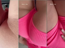 Liza se está penetrando ella misma en la vulva en una joven aficionada hermosa